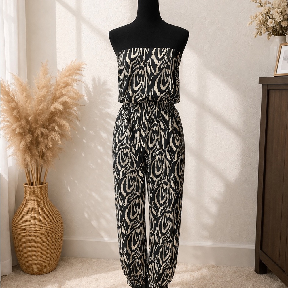 Sassy Strapless Black & Cream Printed Jumpsuit